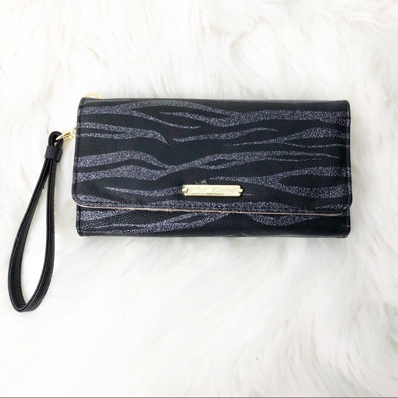 Betsey Johnson Handbags - Betsey Johnson Glitter Trifold Wristlet Wallet